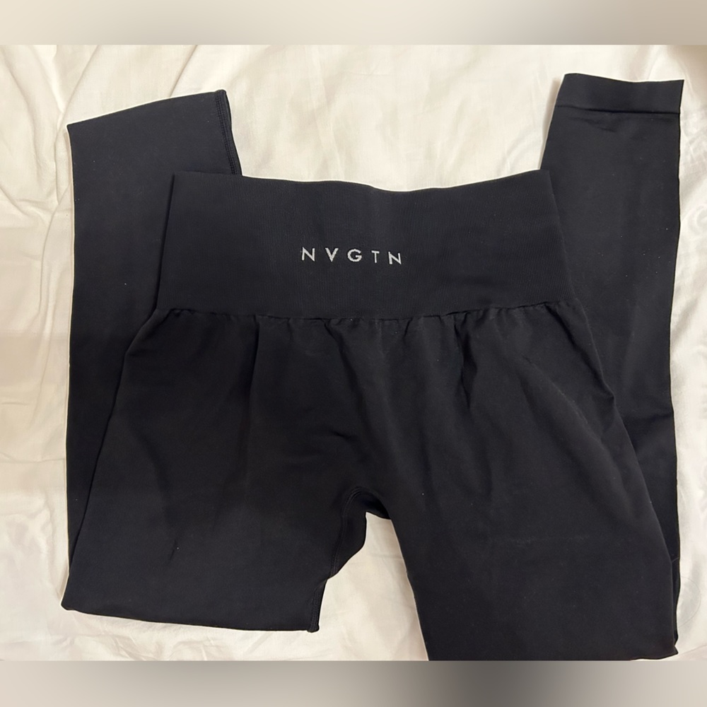 NVGTN Black Solid Seamless Leggings